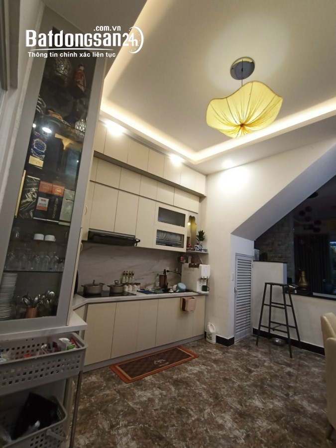 Bán nhà Đường Lã Xuân Oai, Phường Tăng Nhơn Phú A, TP Thủ Đức (Quận 9)