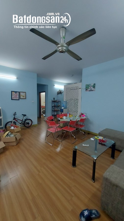Cho thuê căn hộ chung cư Housinco Phùng Khoang, 96m, 3 phòng ngủ gần đủ đồ 12 triệu