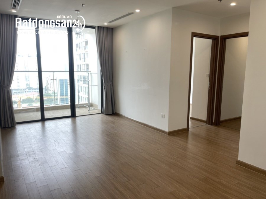 Cho thuê căn hộ chung cư Vinhomes Sky Lake, 3 ngủ, đồ cơ bản, giá 28tr