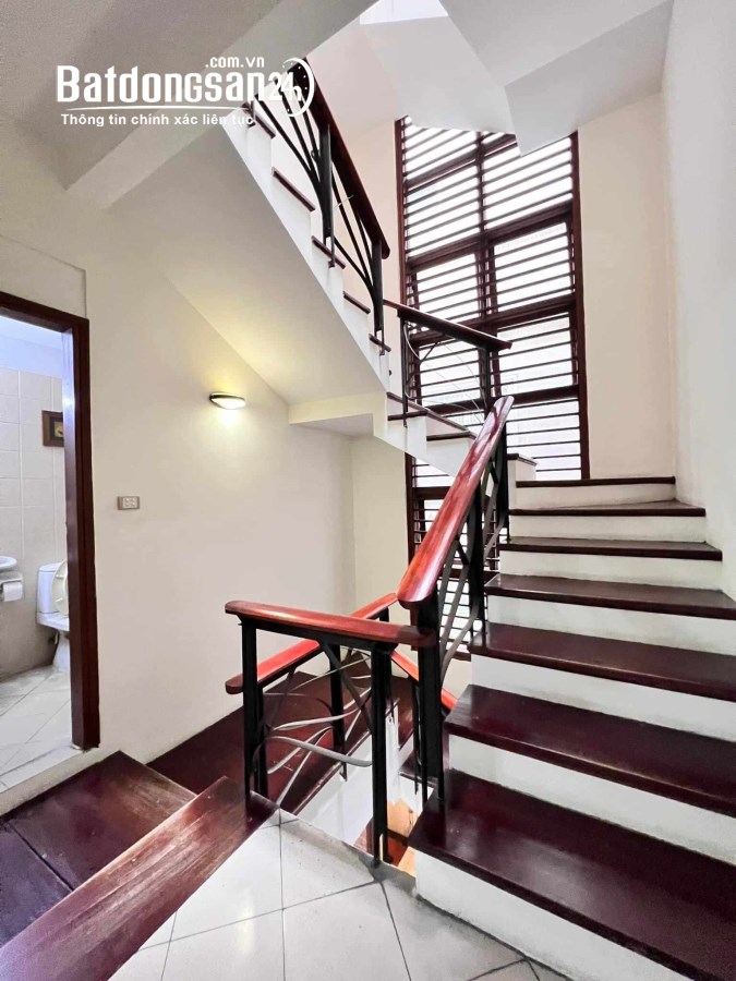  Bán nhà phân lô ô tô tô Phố Vĩnh Phúc hơn 14 tỷ 87m2, 5tầng, MT4.9m hiếm quận Ba Đìn
