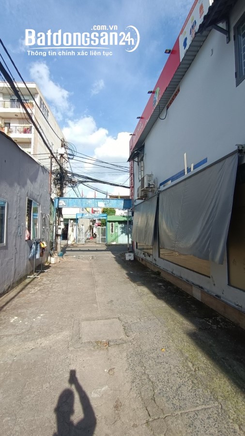 BÁN NHÀ MẶT TIỀN PHƯỜNG TÂN QUÝ, TÂN PHÚ - 64M - ĐƯỜNG 17M - CHỈ NHỈNH 7 TỶ.