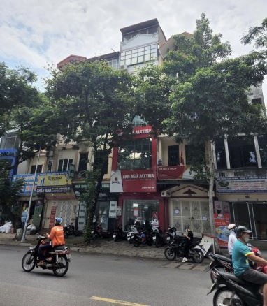 Bán nhà mặt phố Phố Trần Quốc Hoàn,mặt tiền 7,5, Phường Dịch Vọng, Quận Cầu Giấy