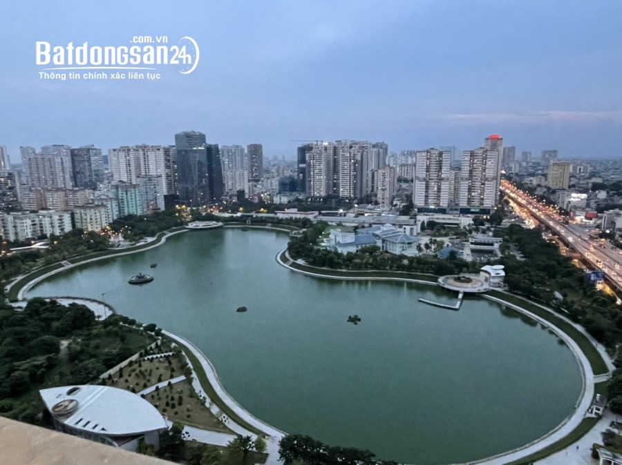 Cho thuê căn 3 ngủ Vinhomes D'Capitale, căn góc, tòa C1, tầng cao chỉ 26tr/tháng