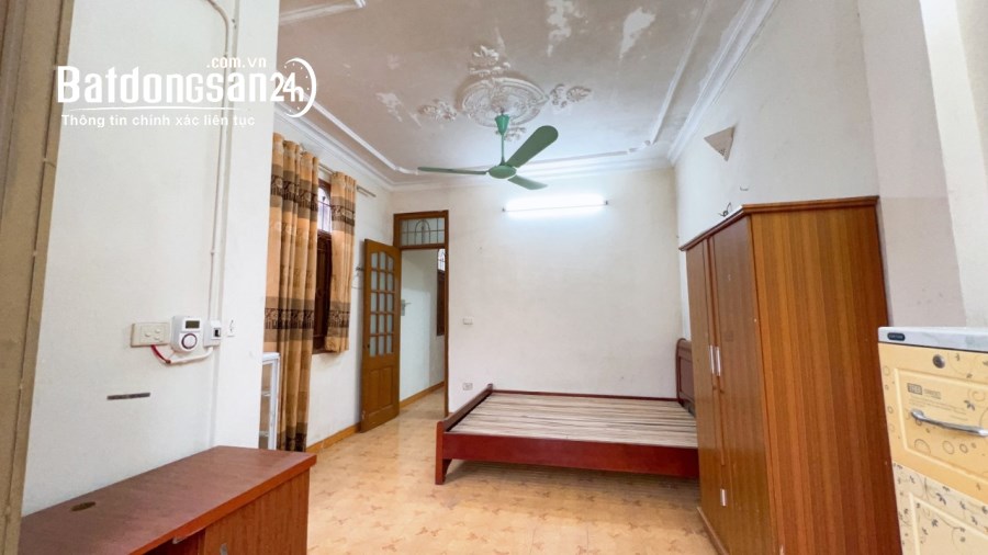 Bán nhà 4 tầng phố Hồ Ba mẫu, quận Đống Đa 26m2 giá 2.7 tỷ