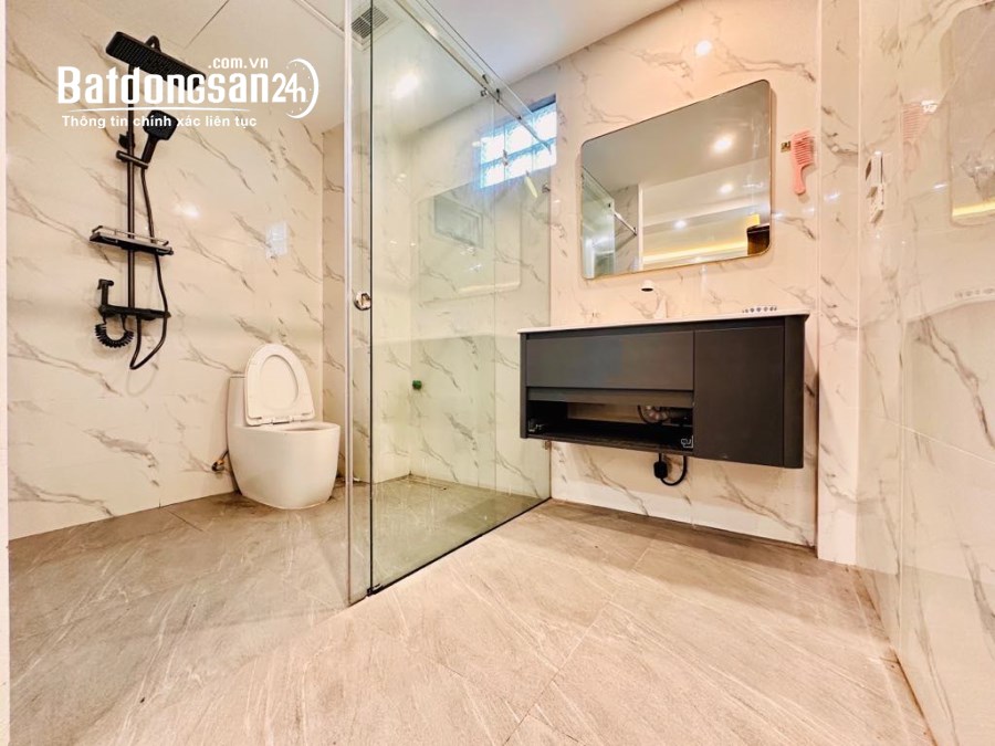 BÁN NHÀ SIÊU MỚI XÁCH VALI VỀ Ở LUÔN 5 TẦNG SỔ HỒNG CHÍNH CHỦ