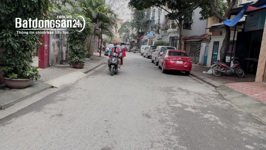 QUÁ HIẾM ĐẤT VÀNG NGUYỄN VĂN CỪ, LÔ GÓC, THÔNG SỐ ĐẸP, Ô TÔ VÀO, NHỈNH 4 TỶ