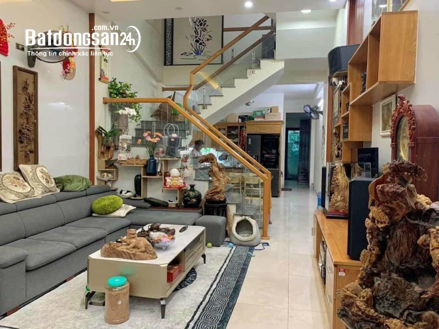 Bán nhà ngõ phố phường Ngọc Châu, TP Hải Dương, 109.5m2, mt 4.5m, 2.5 tầng, 3 ngủ, ga