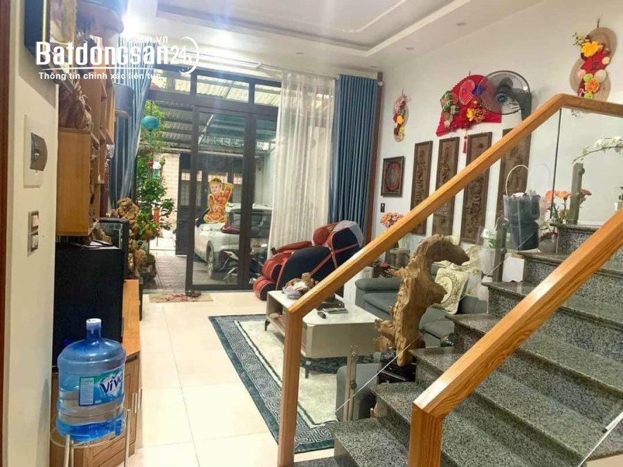 Bán nhà ngõ phố phường Ngọc Châu, TP Hải Dương, 109.5m2, mt 4.5m, 2.5 tầng, 3 ngủ, ga