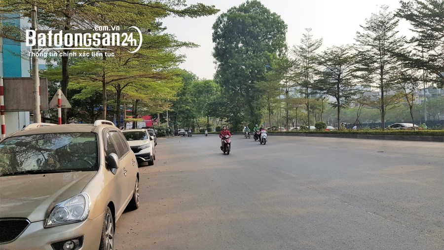 Bán nhà oto tránh đường Láng, Đống Đa. Vị trí đẹp, DT 85m2 x 4T. Giá 12 Tỷ