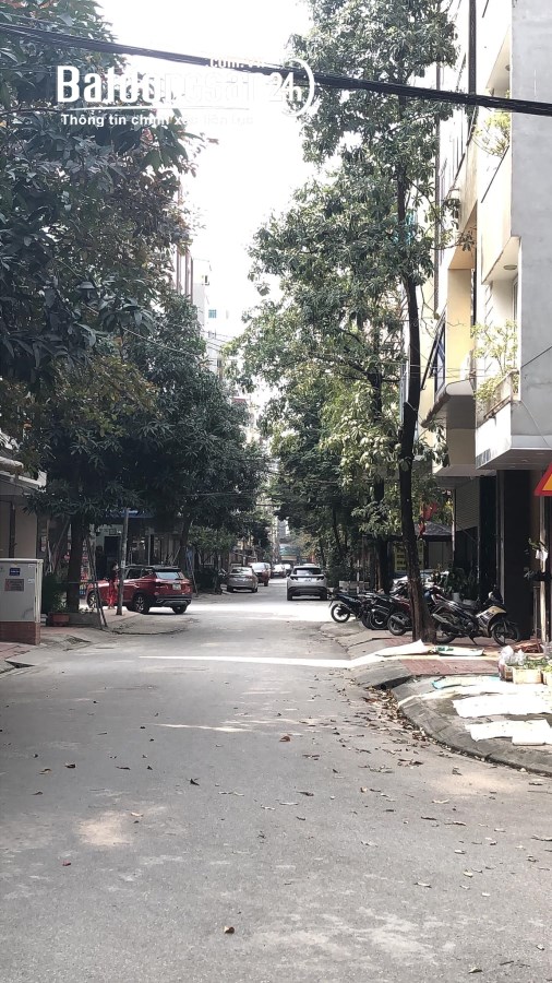 BÁN NHÀ MỚI 7 TẦNG PHÂN LÔ VỈA HÈ Ô TÔ TRÁNH PHÚ DIỄN GIÁ THƯƠNG LƯỢNG