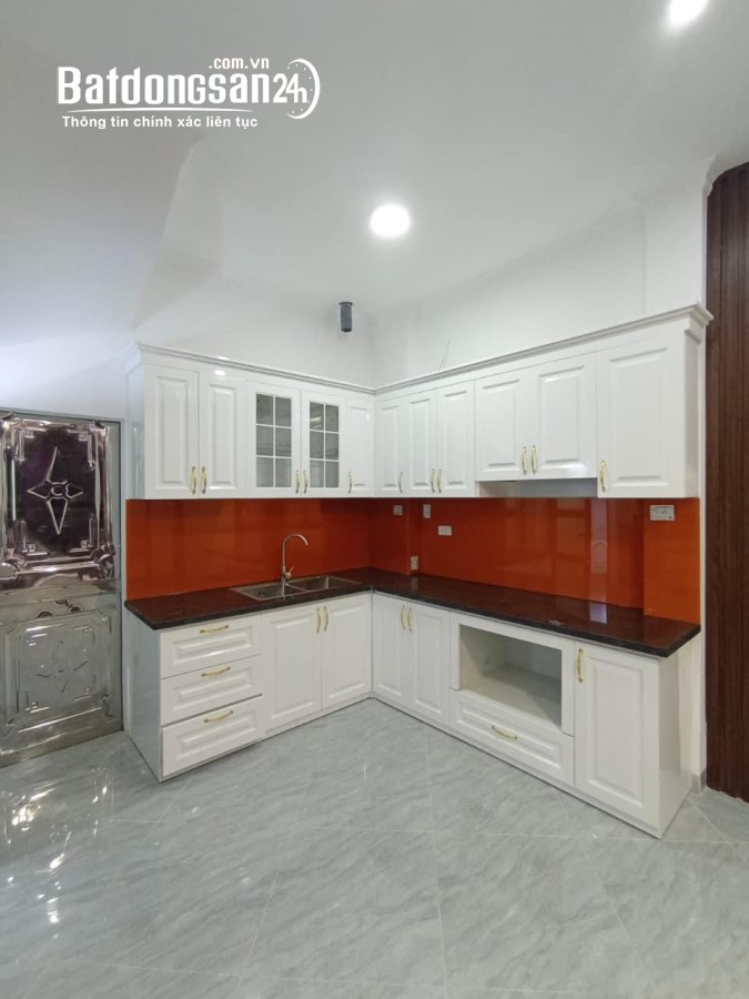 Bán nhà Đường Đỗ Đức Dục, Mễ Trì, 35m2 x 5 tầng, ngõ rộng thoáng, mới đẹp, giá 4,5 tỷ