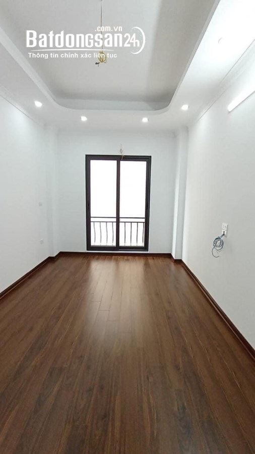 Bán nhà Đường Đỗ Đức Dục, Mễ Trì, 35m2 x 5 tầng, ngõ rộng thoáng, mới đẹp, giá 4,5 tỷ