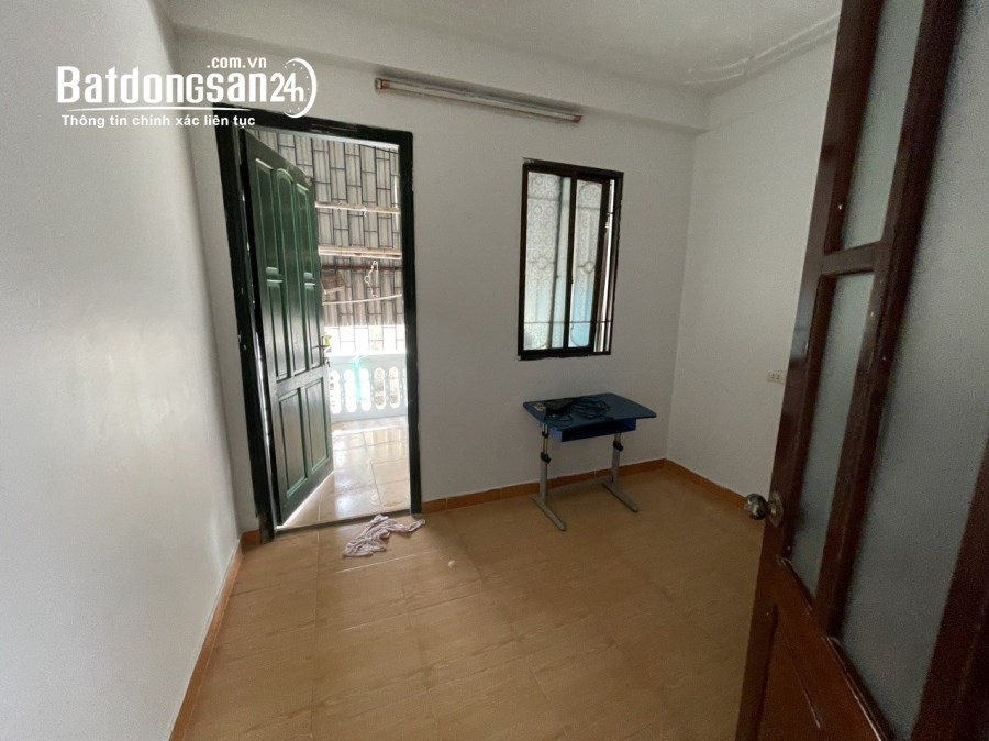 Cho thuê nhà Phố Bùi Ngọc Dương, Phường Bạch Mai, Quận Hai Bà Trưng. DT 30m2x4tang