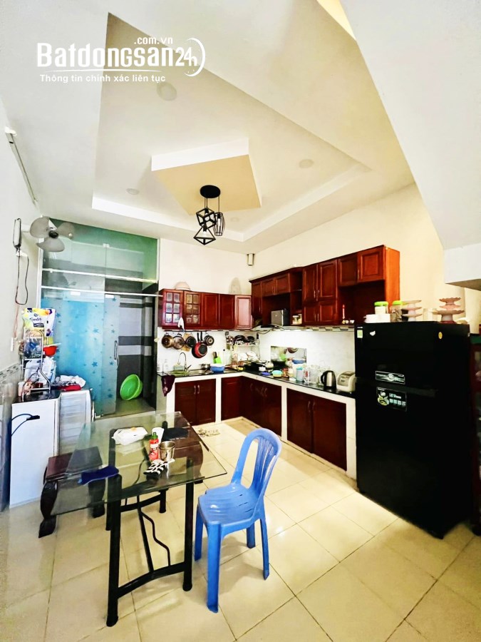 Hiếm DT Khủng 65m2 x2 Tầng chỉ 3,x Tỷ, Bán Nhà Trần Thị Trọng, Đẹp Ở Ngay 