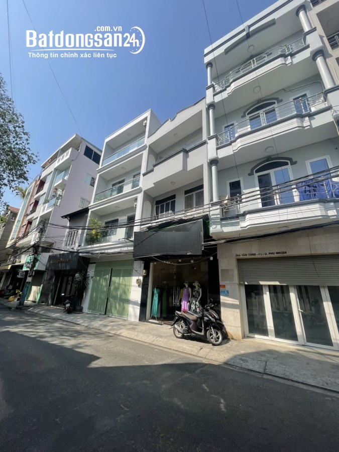 Bán nhà mặt tiền Phùng văn Cung, P2, Phú Nhuận. DT:4,3x10, 1 trệt 2 lầu. giá:12.2 tỷ
