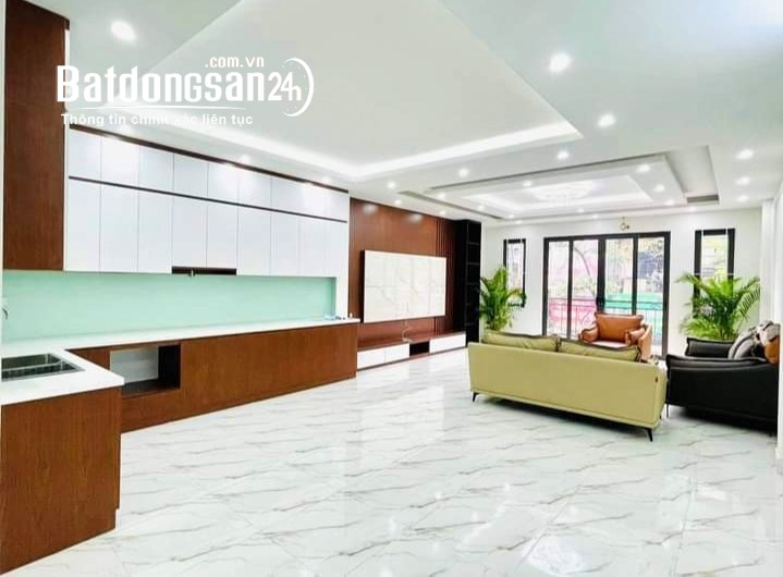 Mặt phố Nguyễn Khang thang máy, ô tô, nhà mới, full nội thất, kinh doanh 55m*6T