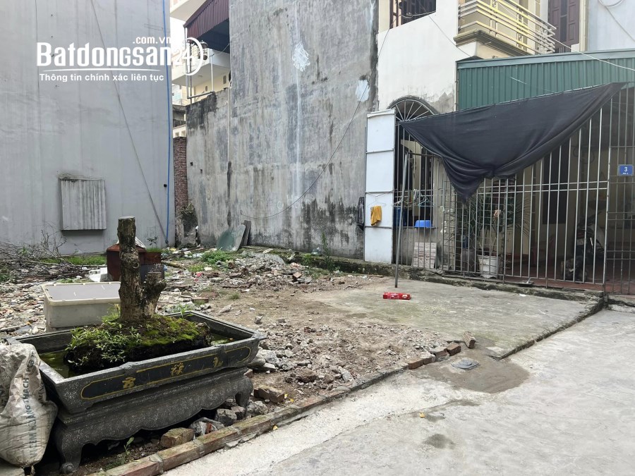 Bán đất ngõ phố Lý Quốc Bảo, TP Hải Dương, 46.8m2, mt 3.8m, hướng bắc, đường ô tô vào