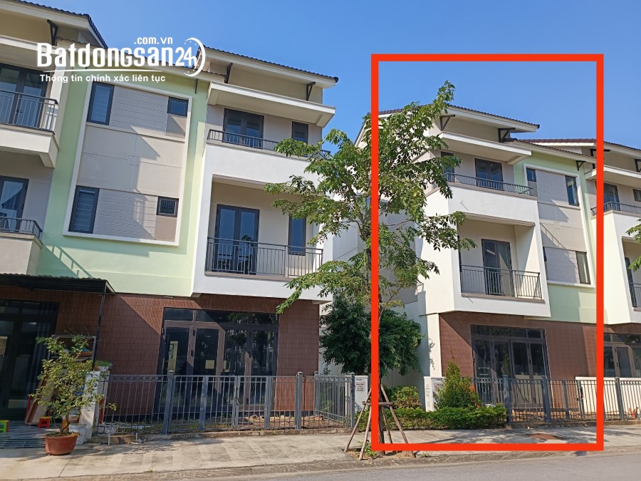 Hàng độc quyền lô góc xẻ khe thoáng 90m2 Centa City g ía ngã cây 4.x