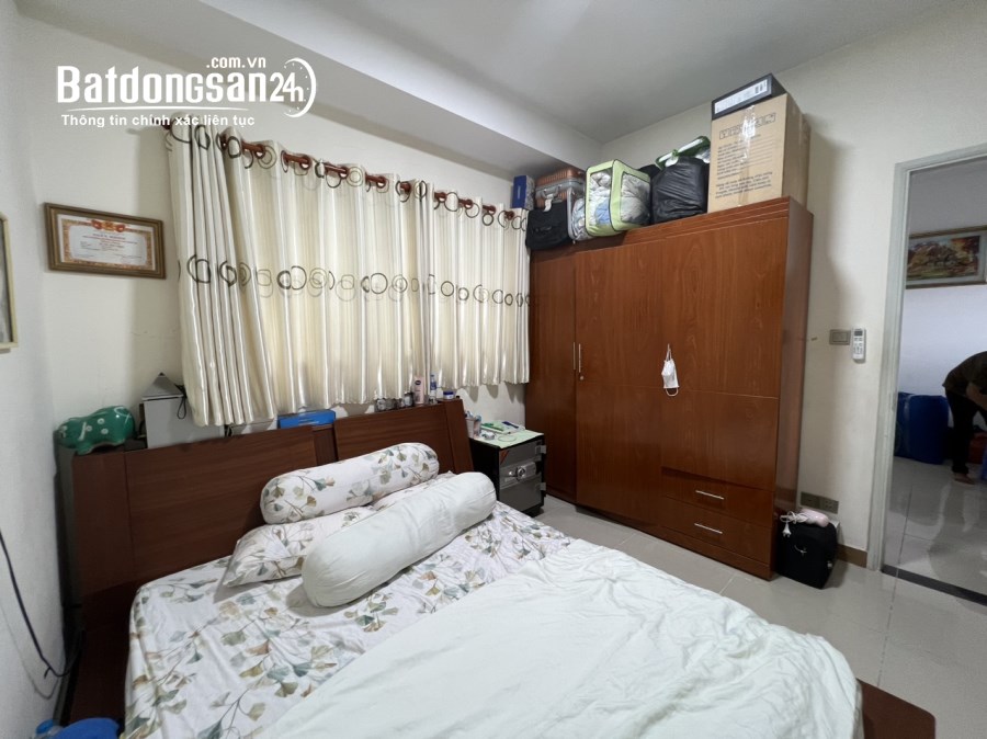 Bán Căn Hộ Chung Cư The Era Lạc Long Quân, Víp Tân Bình, 63M2, Nhỉnh 2 Tỷ TL.
