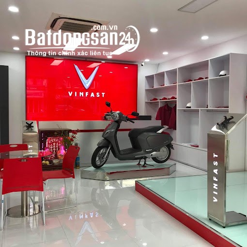 SHOWROOM MẶT TIỀN ngang SIÊU KHỦNG 11m! đường Nguyễn Văn Trỗi (P10, Q. Phú Nhuận)
