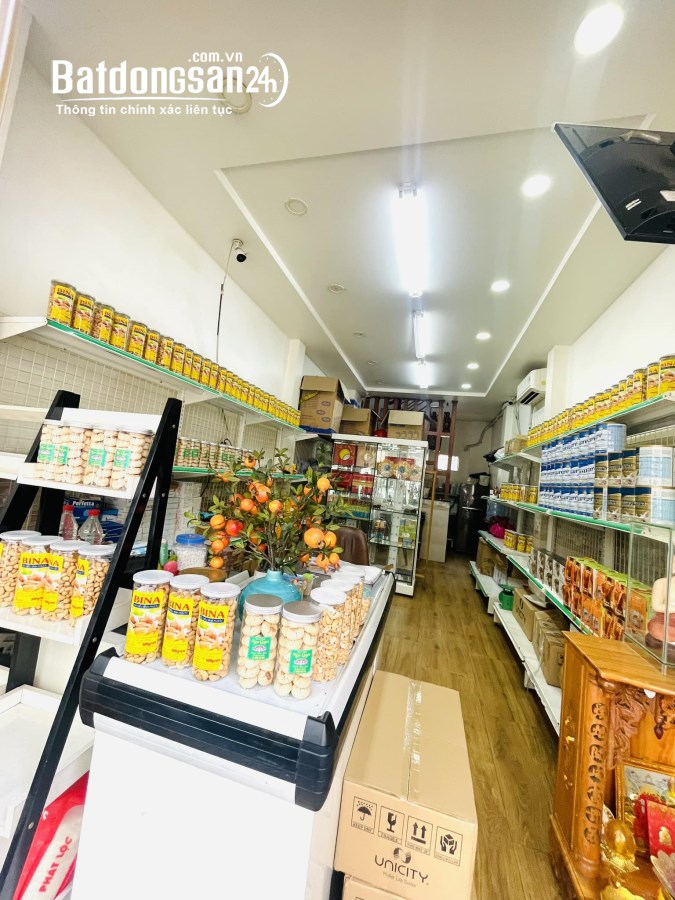 Bán nhà mặt phố Đường Nguyễn Đình Chiểu, Phường 3, Quận Phú Nhuận