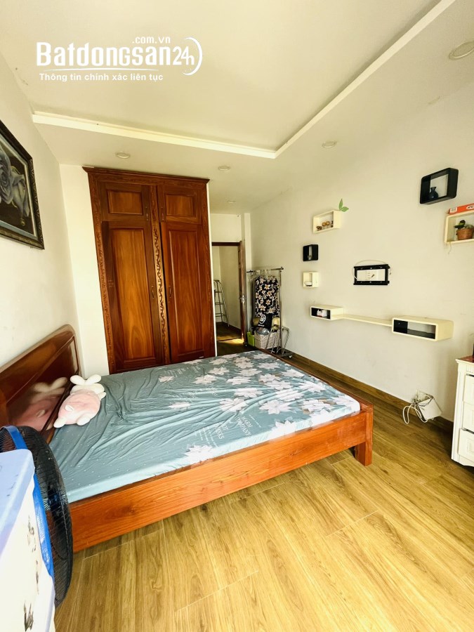 Bán nhà mặt phố Đường Nguyễn Đình Chiểu, Phường 3, Quận Phú Nhuận