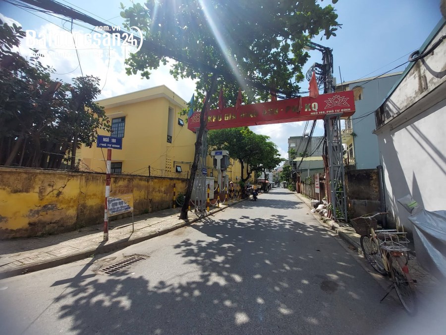 Bán Đất Ngõ 188 Phố Tư Đình, Long Biên, 80m2, MT4.3m, Phân Lô, Ô Tô Tránh