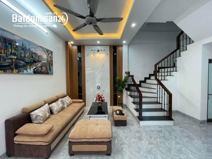 Bán nhà ngõ phố Lê Viết Hưng, ph Ngọc Châu, TP HD, 40m2, 3 tầng, 3 ngủ, mt 5.4m, vệ s