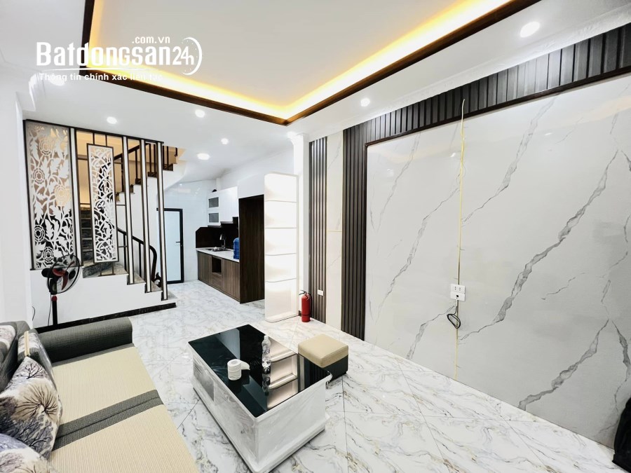 HIẾM 33M2 X 4TẦNG HỒ BA MẪU_SÁT Ô TÔ_NGÕ THÔNG_DÂN TRÍ CAO_CHỈ 4.3TỶ.