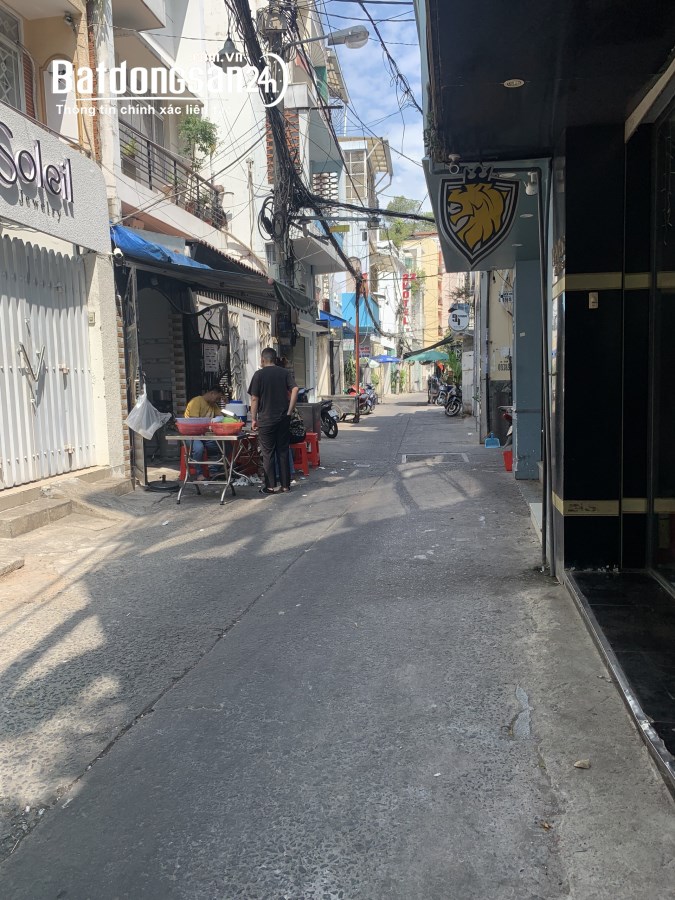 Bán nhà Đường Lê Thị Riêng, Phường Bến Thành, Quận 1