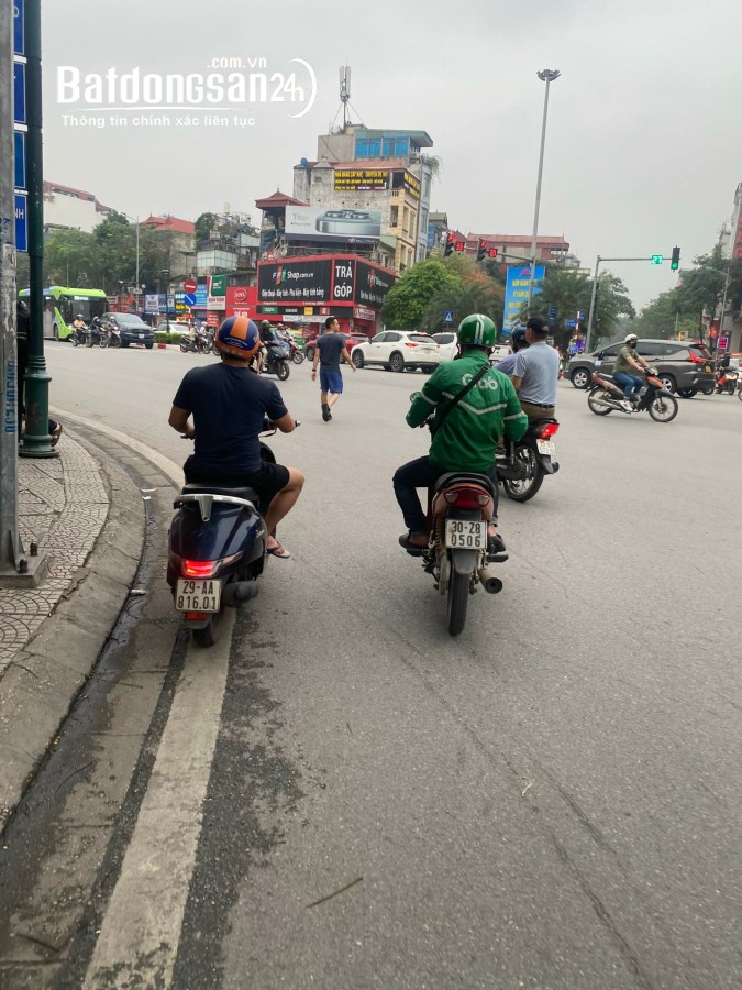 RẺ GIẬT MÌNH, HƠN 5 TỶ SỞ HỮU NHÀ MẶT PHỐ NGUYỄN SƠN, KD BẤT CHẤP, PHÁP LÝ CHUẨN.
