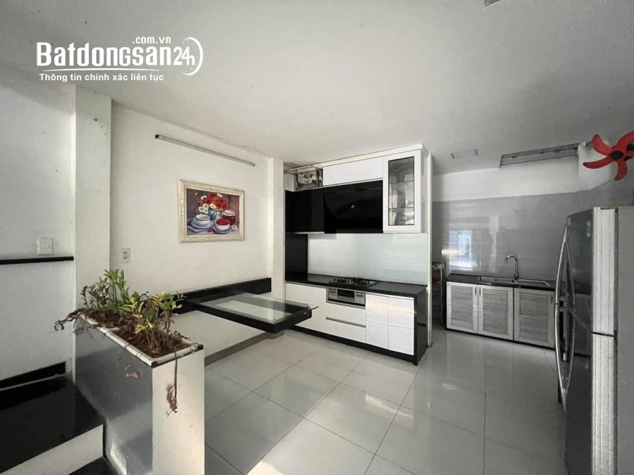 Nhà VIP 4 lầu Đỗ Xuân Hợp, HXH, Phước Long B, 122m2 nở hậu, 4 tầng, 11.3 tỷ tl