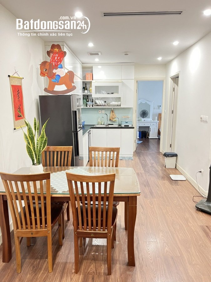 Chủ nhà tin tưởng gửi bán bên em TẦNG TRUNG 80m2, 2PN, hướng ĐN tại Imperia Gardern 