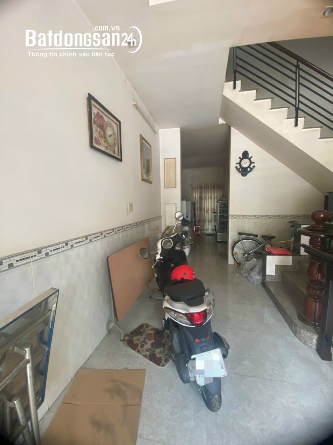 Bán nhà mặt tiền đường Đặng Văn Trơn, phường Hiệp Hoà. Giá 12,5 tỷ thương lượng.