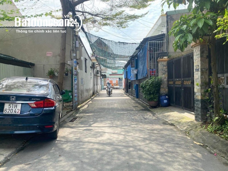 TIN THẬT:Nhà 2 tầng,5p trọ,hẻm xe hơi thông,6x21 Bình Chiểu,Thủ Đức