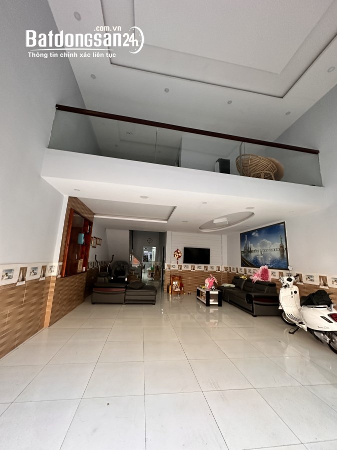 Bán nhà khu cư xá B5 phường Tân Hiệp, Biên Hoà. DT 6x22m, nhà 1 lầu. Giá 4,9 tỷ.