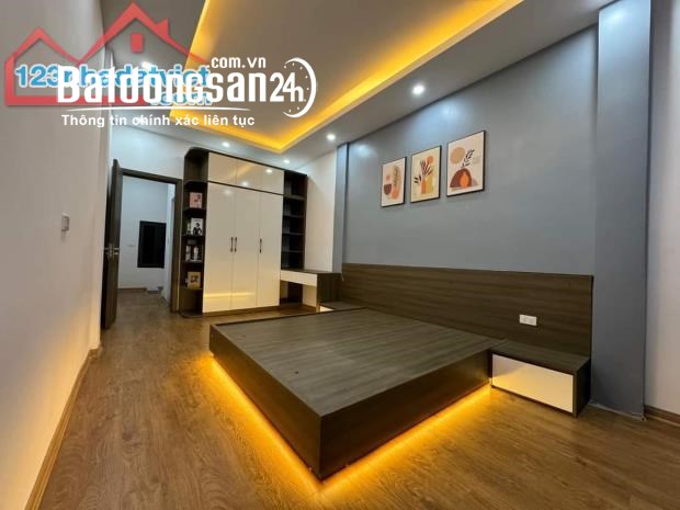 BÁN GẤP LÊ VĂN LƯƠNG, THANH XUÂN, NHÀ ĐẸP MỚI, 40M2 5 TẦNG 4.8 TỶ 