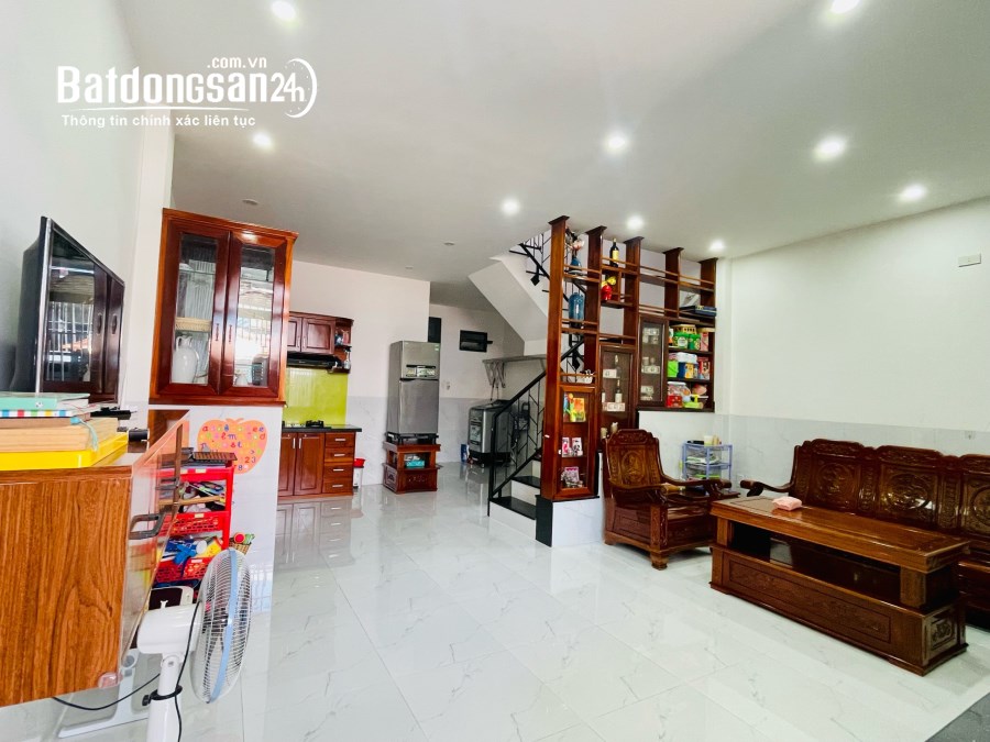 Bán nhà đẹp 3 tầng tại xã Vĩnh Thạnh, Nha Trang. DT 76,3m2