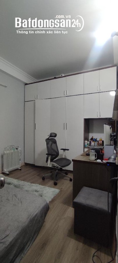 Nhanh còn kịp, bán nhà dt 50m 4 Tầng MT 5m,TT Hà Trì bà Triệu, Rất Gần Phố Chỉ hơn 4 