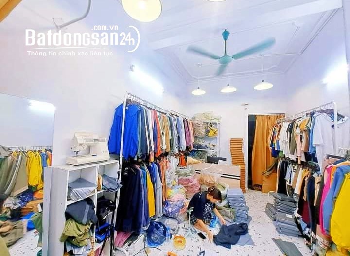 Bán nhà Dịch Vọng Hậu Cầu Giấy ngõ thông, oto tránh KD sầm uất 46m*5T nhỉnh 10 tỷ