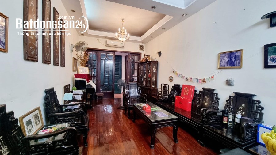 Bán Nhà Mã Mây 100M2 5 Tầng 20 Tỷ - 5M Ra  phố ,Trước Nhà Rộng 4M 