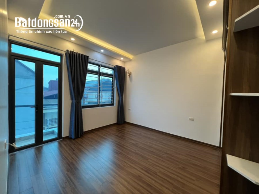 Bán nhà 4 tầng ngõ phố Vũ Hựu, ph Thanh Bình, TP HD, 54m2, mt 5.3m, 4 ngủ, 3vs, nhà t