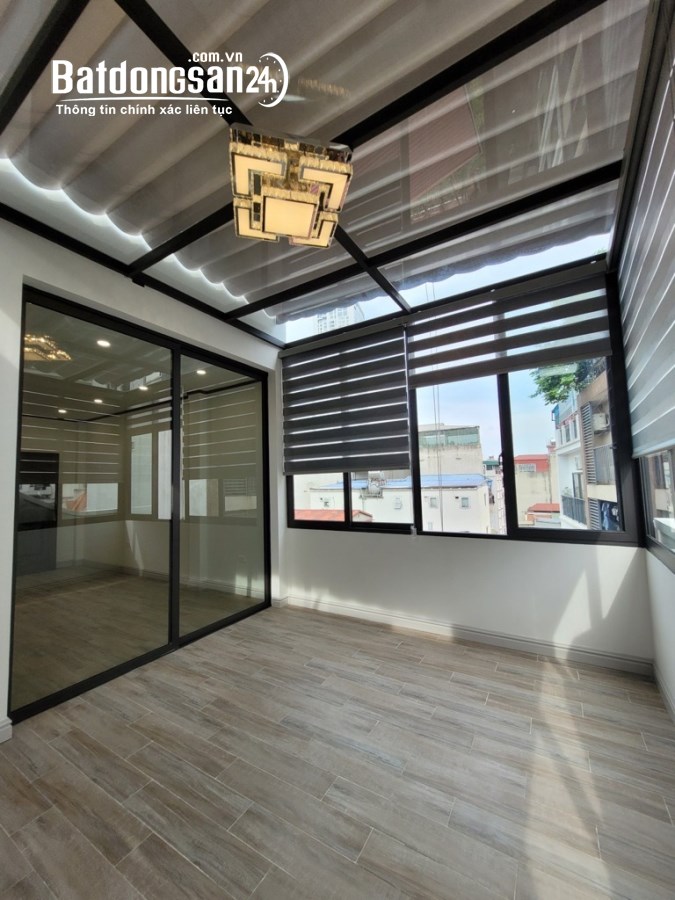 Bán nhà Trương Công Giai,Cầu Giấy, 30m ra phố, Oto vào nhà, Thang máy, K. doanh, 50m2