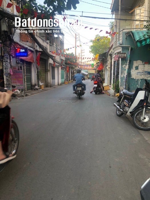 Nhà đẹp nở hậu hẻm Phạm Văn Chí , P7 Q6, Giá: 4 tỷ 