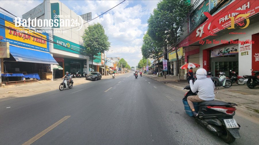 Bán nhà mặt phố Đường Phạm Văn Thuận, Phường Tam Hiệp, TP Biên Hòa
