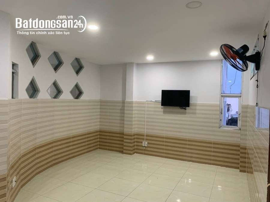 Bán nhà Đường Nguyễn Bá Tòng, Phường 11, Quận Tân Bình