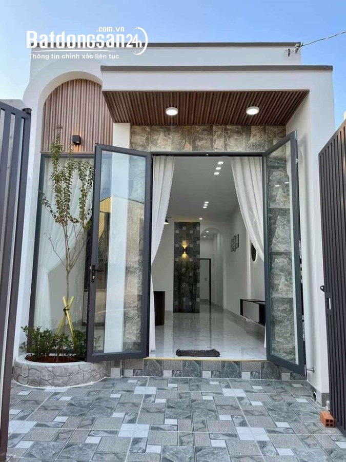 Nhà mới hoàn thiện , Trần Văn Hiển , Trung An , Mỹ Tho