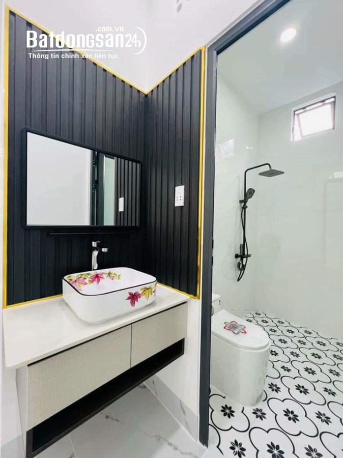 Nhà mới hoàn thiện , Trần Văn Hiển , Trung An , Mỹ Tho