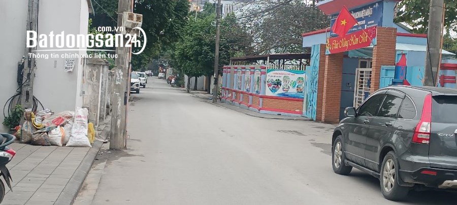 Cần Bán Gấp-Nhà 1 Tầng-Thị Trấn Đông Anh-DT 50m²-MT 4m-Nhỉnh 2 tỷ