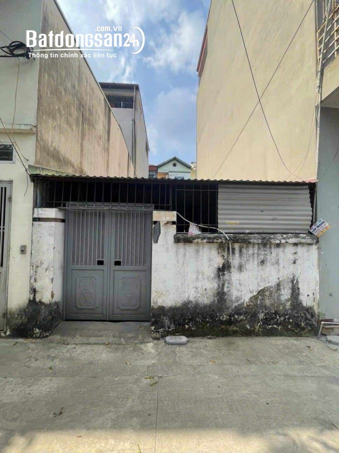 Cần Bán Gấp-Nhà 1 Tầng-Thị Trấn Đông Anh-DT 50m²-MT 4m-Nhỉnh 2 tỷ